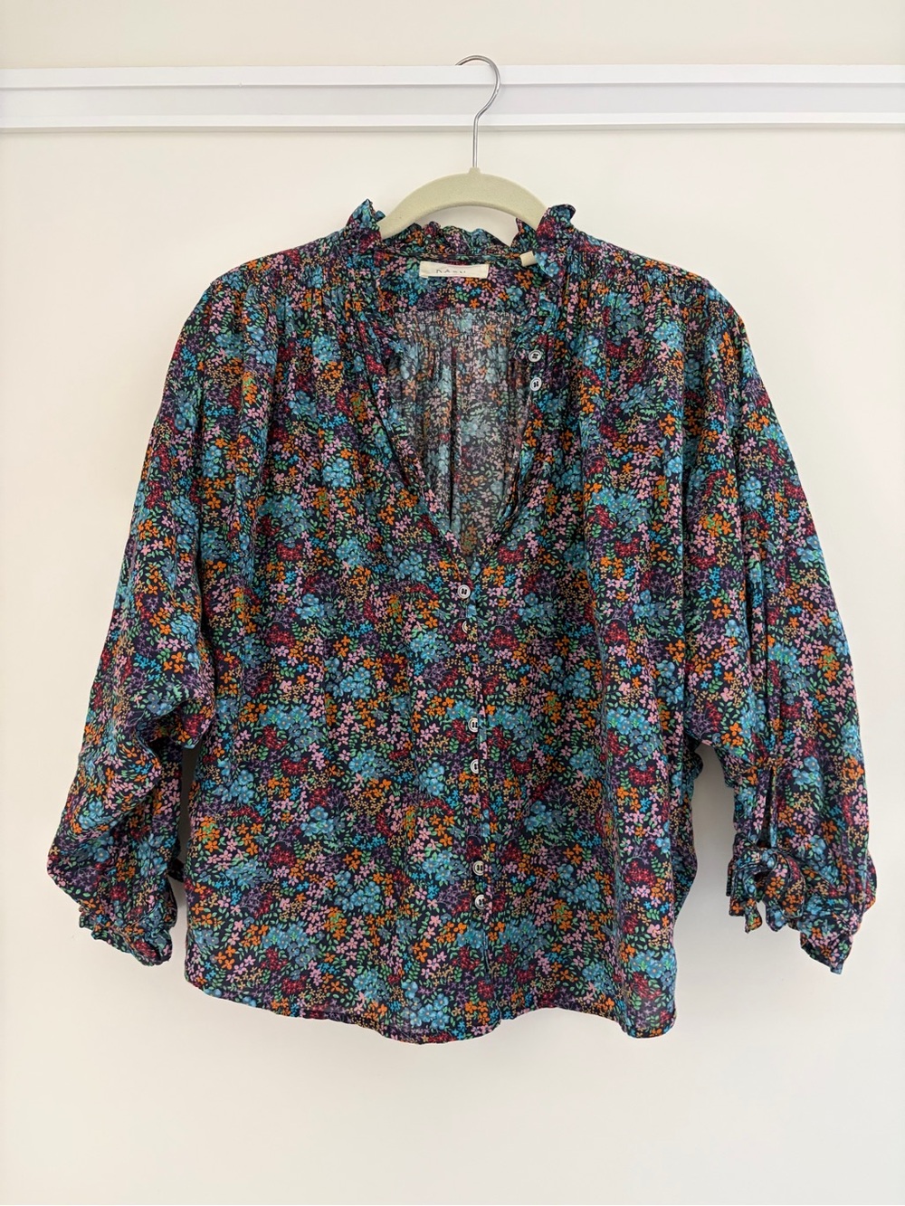 Doen Rose top navy ladybird floral
